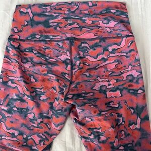 Lululemon Wunder Train High Rise 8"